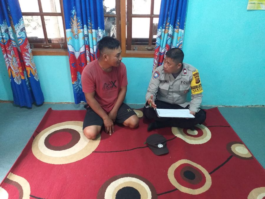 Bhabinkamtibmas Polsek Birem Bayeun Sambang Desa Binaan Afdeling II Bukit