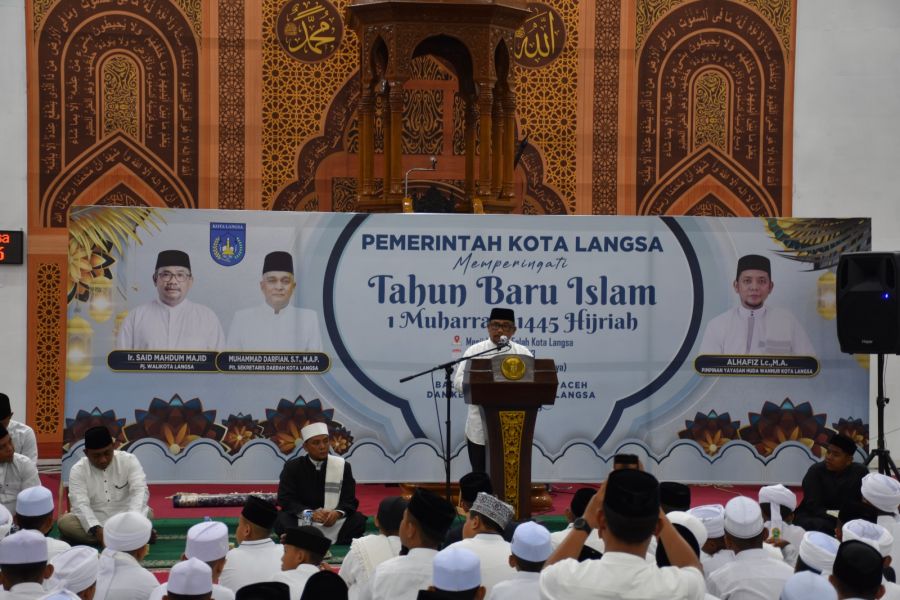 Pj. Walikota Langsa Peringati 1 Muharram 1445 H/2023 Bersama Masyarakat di Masjid Agung Darul Falah